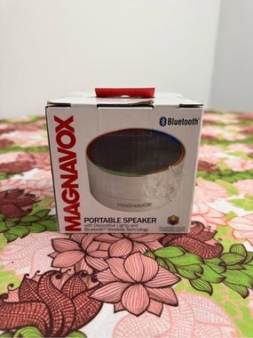 MAGNAVOX White Portable Bluetooth Speaker with Color-Changing LED